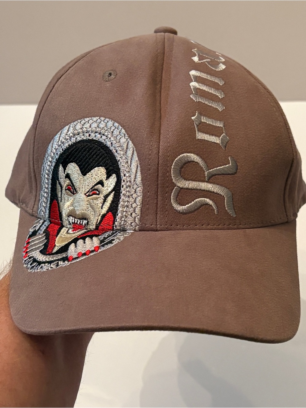 Vintage Style Romania Dracula Embroidered Baseball Cap Gray Souvenir Trucker Hat